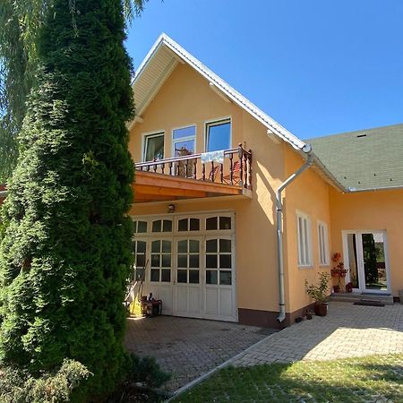 Fuzfa Apartman Joseni  Dış mekan fotoğraf